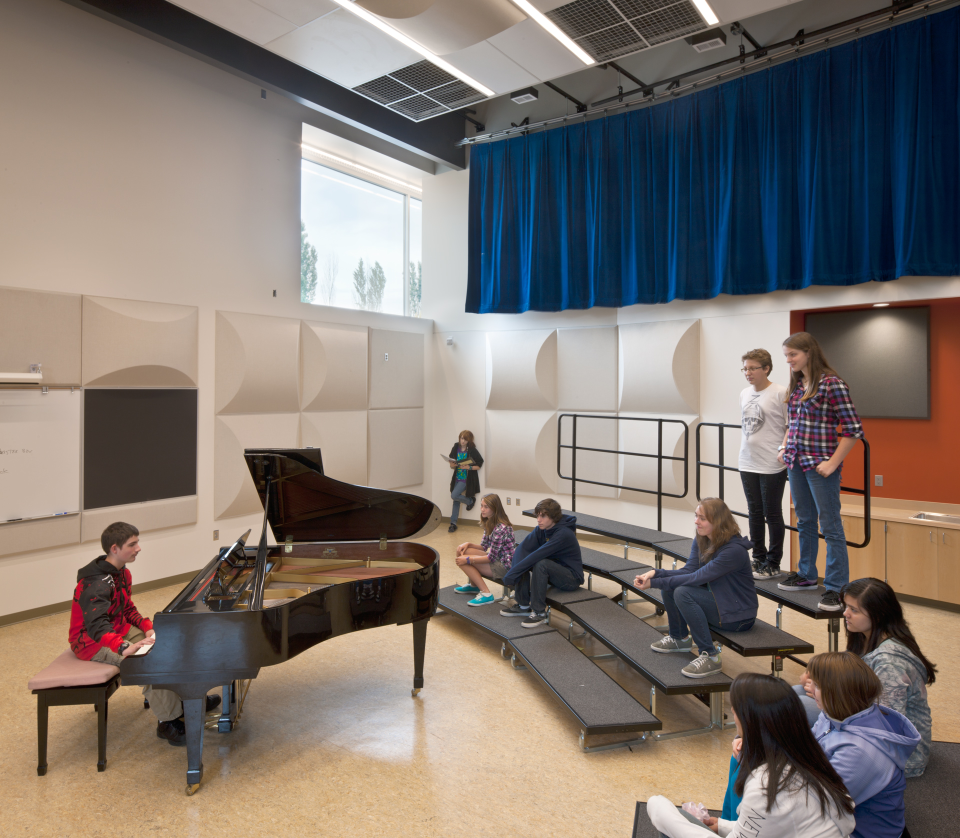 Hood River Valley High School Renovation - Opsis Architecture